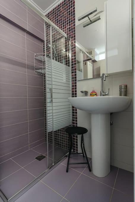 Sea View Apartment "Elise" Loutráki Zewnętrze zdjęcie